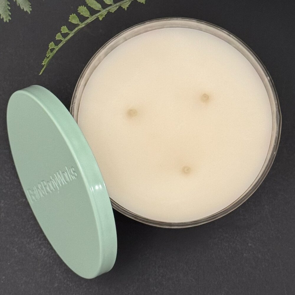 BBW Daffodil Daydreams Bath & Body Works 3 Wick Candle - Picture 6 of 10